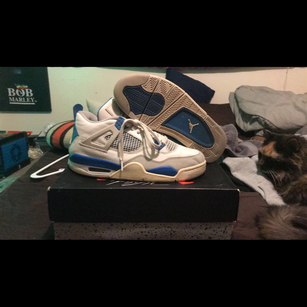 Jordan 4 Military 2012 sz.9.5